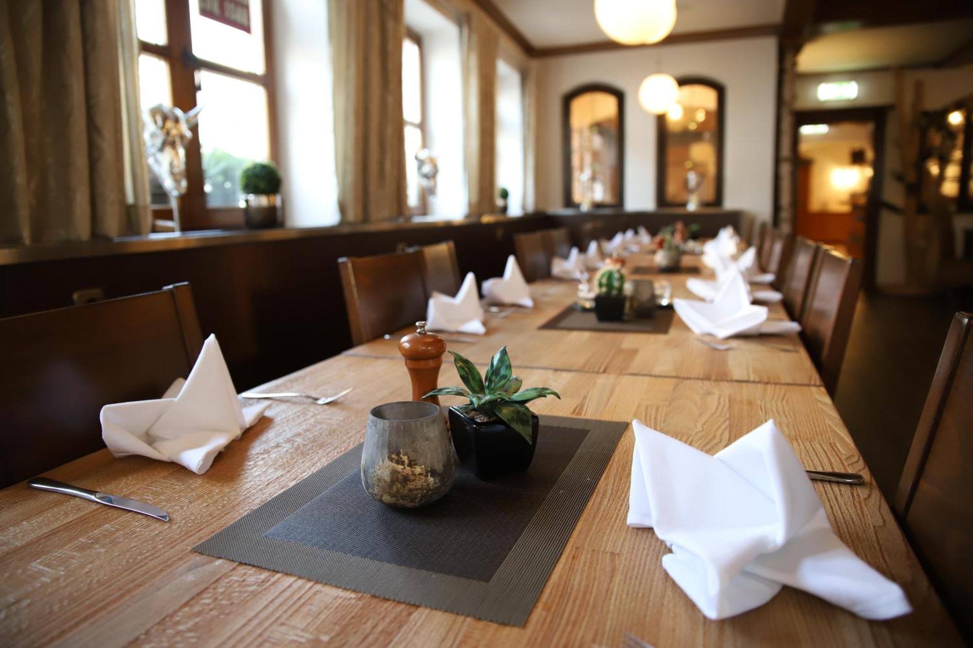 Hotel Zur Isar Plattling Kültér fotó